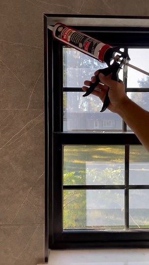 KITCHEN RENOVATION | Tiling kitchen windows when installing floor to ceiling backsplash instead of using traditional wood trim. Less maintenance and more seamless. Details matter 👌🏽 #construction #diy #contractor #tutorial #kitchenrenovation | Scarlet Oak Homes