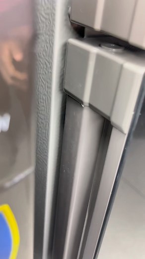 254K views · 8K reactions | Haorekile Icecream ena ya farmhouse le Clover custard oskaba etsa phoso yaba hao boloke selipi kapa hona honka for ebe odula o hlaela kamane ka Dairymaid hosheba di competition tsa teng. Osebedisa Di hashtag tseba #FarmhouseIceCream #clovercustard #dessertcombos | Ceejaydamafia Show | Facebook