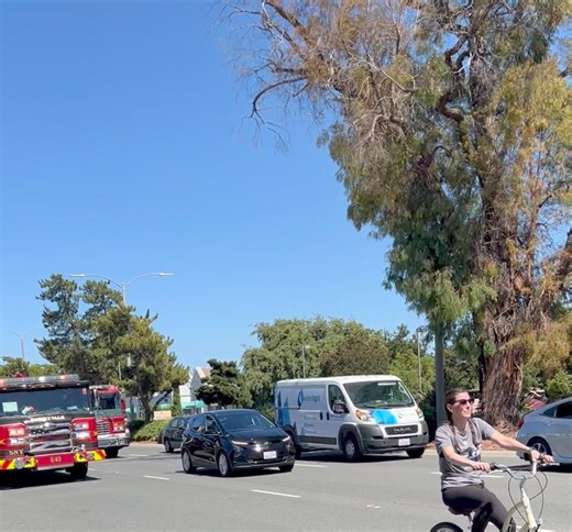 Sunnyvale DPS proudly carried the Special Olympics Flame of Hope Torch along the El Camino this morning in support of the 2024 Special Olympics Summer Games. Thank you, Mayor Klein for joining us. Thank you also to members of the Joint Fire Academy for your participation. We thank the Sunnyvale community for your support, and the many who waved and cheered on our runners along the route. A very special thank you to those who have donated toward this worthy cause. The torch was handed off to the 