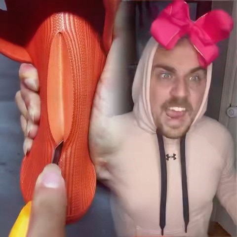 Unicorn Cake Pop part 2. #kids #siblings #childhood