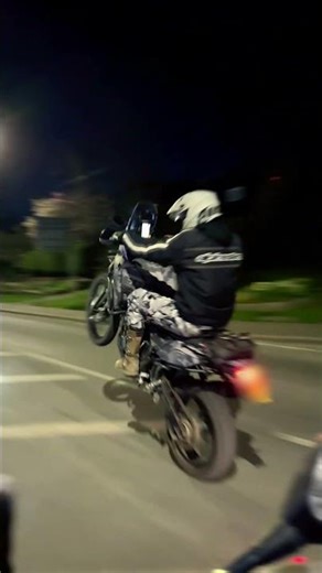TENERE 700 WHEELIE