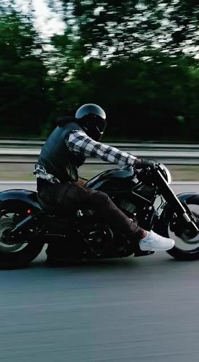 #nightrod #nightrodspecial #harleydavidson #bikelife #overloaded #turbo #turbo #sweden #rod #vrod #crazybike #burnoutsaustralia #burnout #midsummer