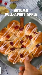 344K views · 876 reactions | Cozy autumn brunch recipes you’ll fall for! ☕ | So Yummy | Facebook