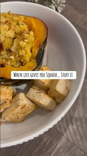Easy Stuffed Acorn Squash Recipe | Cozy Fall Dinner in 20 Seconds| By Manna
