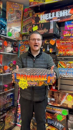 Earthquake 500 Shot #Firework An All Time Favourite By Spook #Fireworks At Middleton #fireworkshop