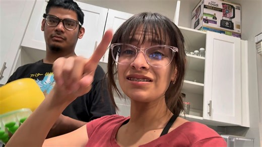 We were discussing what we really needed, but we ended up receiving a wonderful gift! It’s amazing how blessings come unexpectedly.Of course, we made sure to thank them. I mean, we’re truly grateful! | ASL & LSM