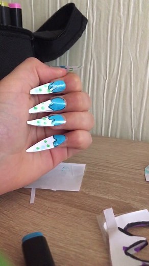 Лавки вас) (@xerna_123)’s videos with Beggin' - Måneskin