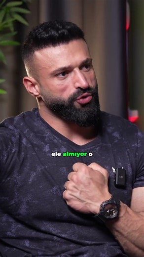 DO YOU GET SUPPORT FROM YOUR FATHER WHILE PREPARING FOR COMPETITIONS? #hulkcast #sport #fitness #...