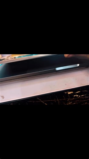 Kpk Laptops repairing on Instagram: "MacBook Pro 2019 – Flexgate Problem SOLVED 🔧🍎 Display ka flexgate issue? Screen light kam, lines aa rahi thin ya bilkul display nahi aa raha tha? ✅ Problem 100% solved successfully! ✔️ Original-level repair ✔️ Display brightness restored ✔️ No flicker, no lines ✔️ Tested & working perfectly Agar aap ke MacBook me bhi flexgate / display issue hai, tension na lo — solution available hai 💯 📍 Trusted MacBook Repair 📩 Inbox for details #MacBook2019 #FlexgateI