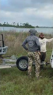 Alligator Hunt: Florida Gator Hunting Adventure!