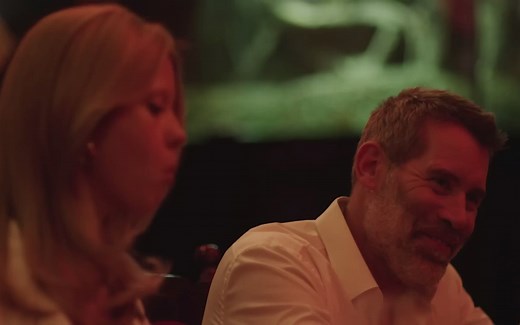 【预告片|中字】无边泳池 INFINITY POOL