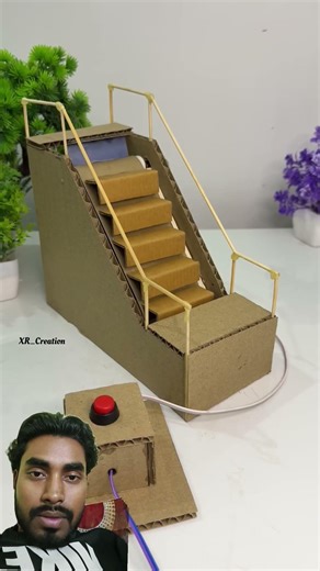 Escalator working model with cardboard * scienceproject #schoolproject #project #tech #dcmotor #diy