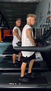 That awkward moment when I realised that I did it myself 😳😂