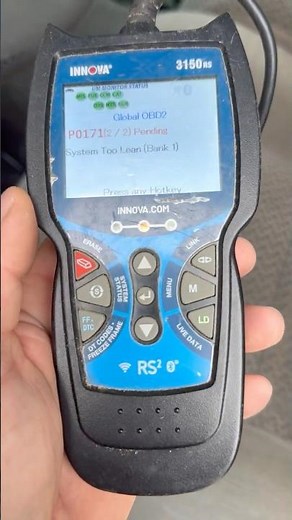 Collapsed vacuum hose! P0171 code on my 2001 ford f150