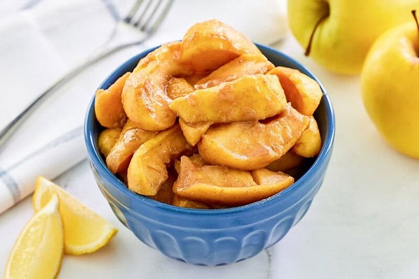 The Best Copycat Cracker Barrel Fried Apples
