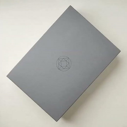 Unboxing a Luxe Corporate Gift Box by Teak & Twine