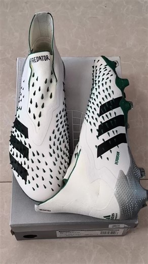 "Equipment Pack" Predator Freak Laceless FG Soccer Cleats Available No...