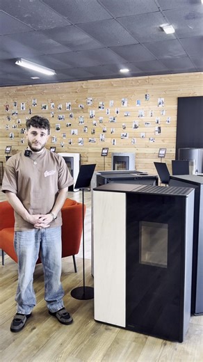 🔥 Découvrez SONO, le poêle à pellets compact, puissant et ultra silencieux signé RIKA ✅ 🏠 Design sobre, autonomie exceptionnelle et chaleur douce pour un confort 100 % sur-mesure. Le petit format qui chauffe comme un grand. ♨️✨ #RIKA #Sono #ChaleurConfort #PoêlePellets #MaisonChaleureuse #DesignIntérieur #EnergieBois | RIKA Amiens magasin d’usine poêles à granulés, à bois et mixte