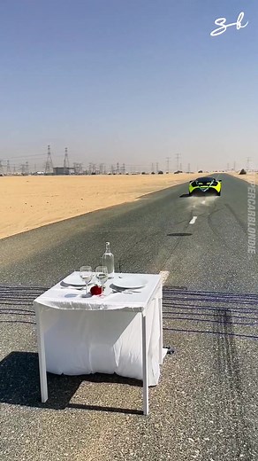 Supercar Blondie على TikTok