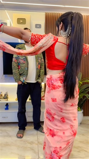 Deepa Prajapati on Instagram: "Saree link @priraj_trendsetters"