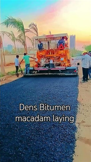 Dens Bitumen macadam laying uniter paver machine.