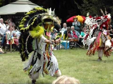 Native American Fancy Dancers