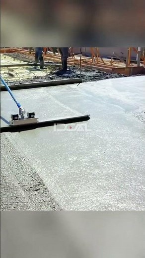 🌊 Float Through Your Concrete Projects with Our Concrete Bull Float! 🏗️✨