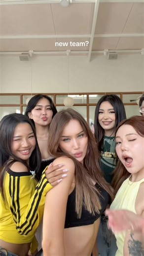 New Trend doing Gorgeous TikTok Viral Girls ❤️😍🙈 #dance #shorts #viral #tiktok #reels