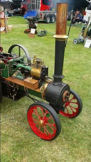 Steam powered traction engine scale model steam engine #shorts #youtubeshorts #tractor #asmr