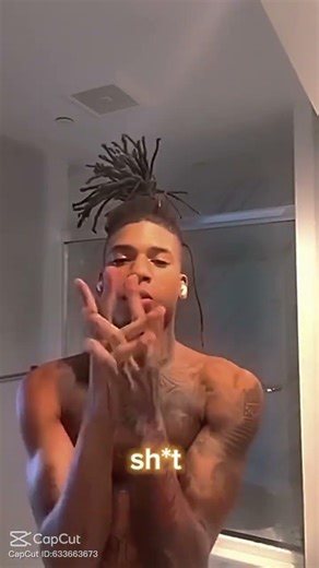 Nle choppa gang signs 🤯