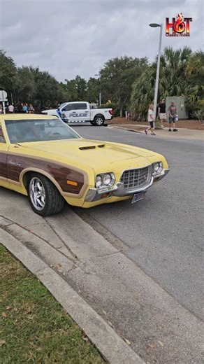 Ranchero Squire: The Rare One #hotclassicrides #fordranchero #rancherosquire #classicford #70scars | Hot Classic Rides