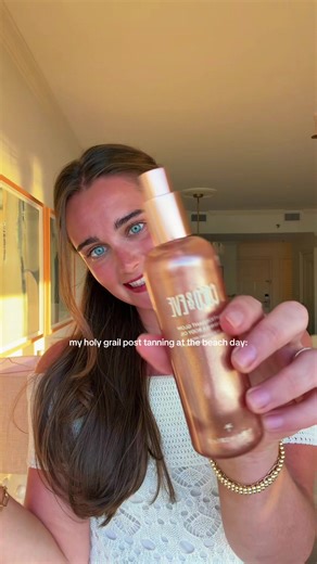 the shimmer body oil tops off the tan perfectly @Coco&Eve ✨✨ #grwm #makeup #tanning #girly #beach