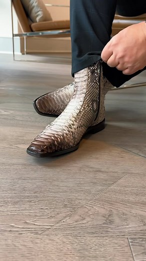 2.4K views · 72 reactions | For men who crave a powerful and sophisticated look: Boss Python Leather Men’s Boots!  Now available in limited stock, don’t miss out on this unique boot. Order now to elevate your style!  #BossMensBoots #PythonLeather #LimitedStock”⬤ | VINCI Leather | Facebook
