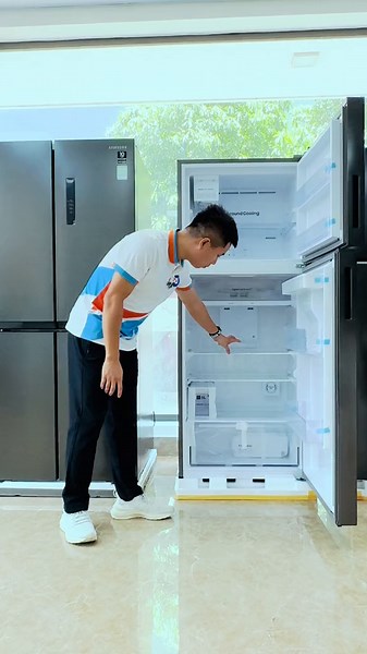 Tủ lạnh Samsung 2 cánh nhỏ gọn full tính năng cao cấp như thế nào | Điện Máy Thông Minh | #tulanh #tulanhsamsung #tulanh2canh #tu2canhsamsung #samsung #dienmaythongminh