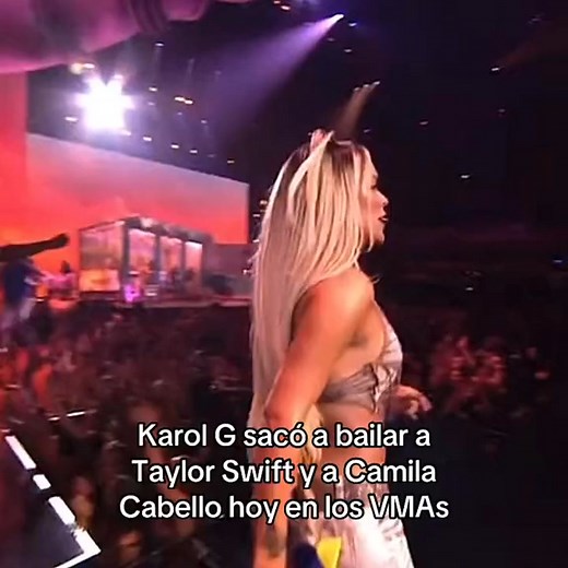 2.9M views · 10K reactions | Seguramente  #reelsviralシ #karolgyfeid #karolg #fansdekarolG #LaBichota #karolgmusic #reelsfbシ #fyp #karolgconcierto | Zulay Del | Facebook