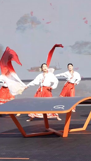 Taking you back to the amazing athmosphere and best rallies from the Teqball World Series finals in Beijing. 🇨🇳🔜 Jinan, we’re almost there! 🤩 #Teqball #SmashForGlory #Beijing #Jinan #TWS | Teqball