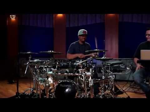 Tony Royster Jr Drum Solo - Drumeo (Solo #1 of 4)