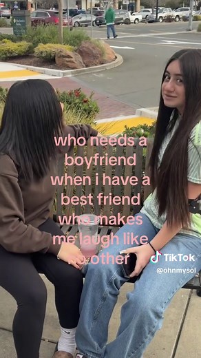 Celebrating Friendship: Why Best Friends Are Better Than Boyfriends
