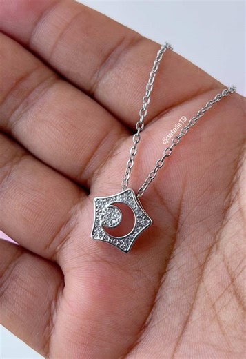 ✨️Collar Los chicos son mejores que las flores S/35.00 soles ✨️ Incluye empaque, listo para regalar. 😊Entregas y envíos todos los días. 🏍️Realizamos delivery a todo Lima. 🚛Envío a provincias SHALOM contraentrega. 📲Contáctanos por Instagram, Facebook o al WhatsApp 961194892 o déjanos tú número para contactarte. Garantizamos tu compra, nos ajustamos a tu presupuesto, nos puedes encontrar en todas las redes como CJDETAILS. #loschicosson_mejoresquelasflores #boysoverflowers #collardeyandi #regal