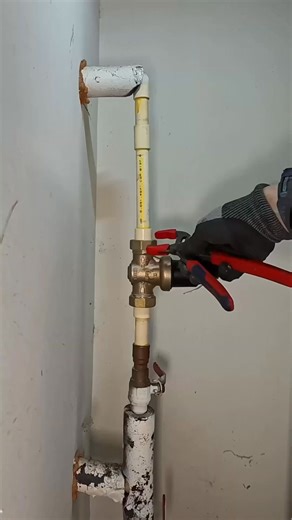 Replacing a water pressure regulating valve on CPVC pipe 💦 -003 | Glinda Kennedy