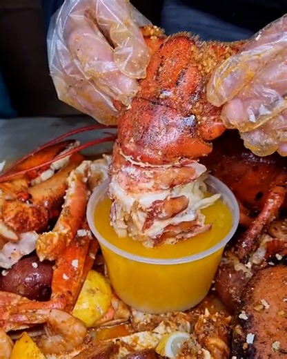 149K views · 921 reactions | What's on the menu tonight? 殺 | FOODbible | Facebook