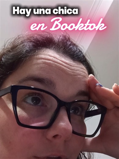 Propuesta de matrimonio literaria en librería — idea romántica