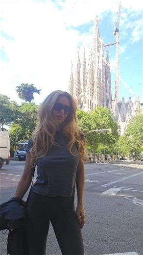 Lidija Bacic Lille in Barcelona - ¡𝐇𝐨𝐥𝐚!