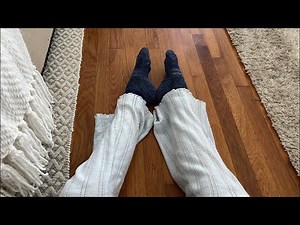 Practicing ballet and Pilates poses for the first time in *officially* YEARS 🩰🥹✌🏻🎀