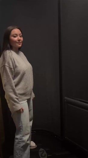 What explaining the spray tan booth sounds like to first-time guests 😅 We promise the process is quick, easy, and we walk you through every step! #Fabutan #spraytan #selftan #salonlife #glowup #sunlessglow