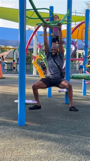 Big kid is playing while the little kids are running 🛝 #TheCelloAssassin #lsit #deadhang #playground | Guy Michel - The Cello Assassin