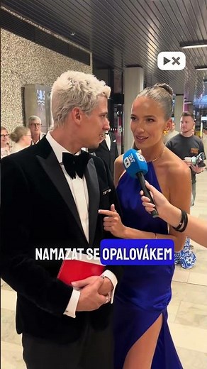Andrea Bezděková a Sebastian se s námi podělili o své tři tipy, jak přežít festival. 🎬✨