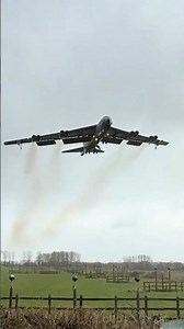 Massive B-52 Military Bomber Landing – The Power of the Legendary Stratofortress!