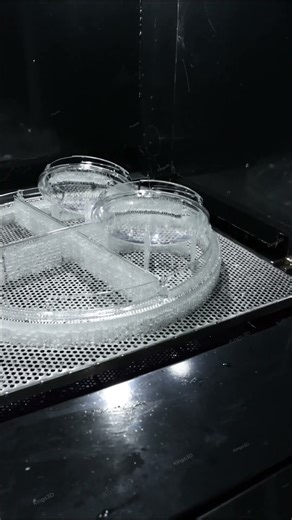 Transparent SLA 3D Printing with High Clarity