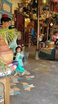 Meeting Princess Jasmine at Disney World😄
